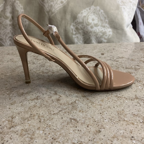 NEW Kenneth Cole New York Baxley Strappy High Heel Sandals Size 9 - Picture 4 of 7